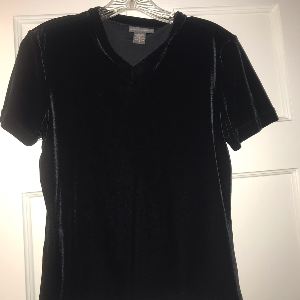 Banana Republic Black Velvet V-Neck Short Sleeve Tee